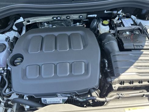New 2026 Volkswagen Tiguan SEL R-Line AWD/4WD image 13