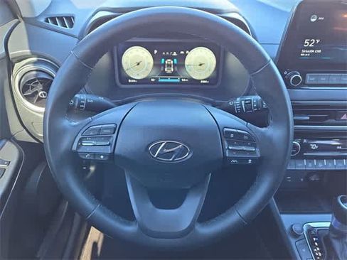 Used 2022 Hyundai Kona Limited image 21