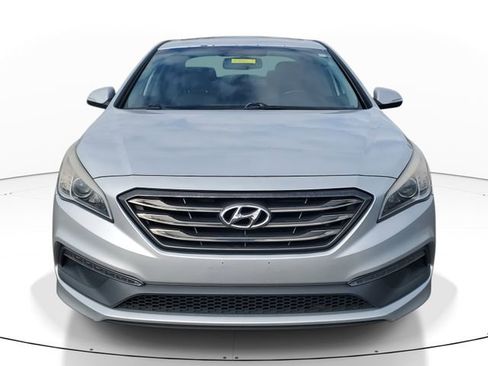Used 2016 Hyundai Sonata Sport w/ Option Group 03 image 2