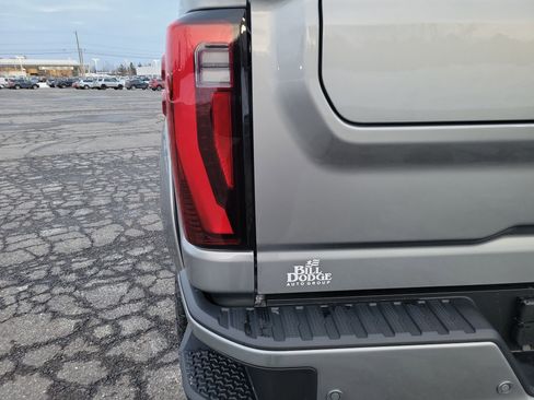 New 2026 GMC Sierra 2500 Denali w/ Denali Reserve Package image 15