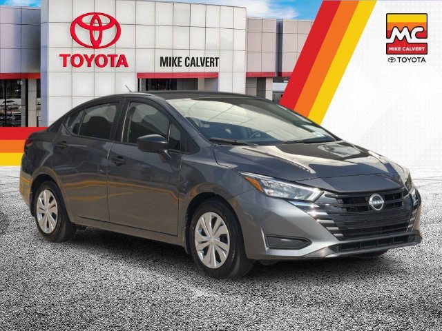 Used 2025 Nissan Versa S w/ Trunk Package FWD image 7