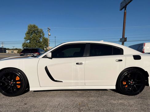 Used 2022 Dodge Charger GT w/ Plus Group image 5