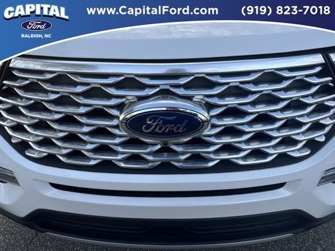 Used 2020 Ford Explorer Platinum w/ Premium Technology Package image 10