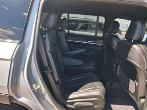 Used 2024 Jeep Grand Cherokee L Limited AWD/4WD image 26