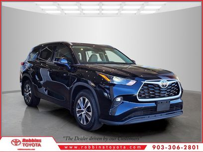 Used 2022 Toyota Highlander XLE