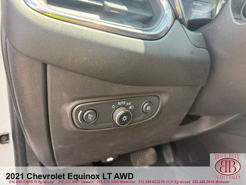 Used 2021 Chevrolet Equinox LT AWD/4WD image 17