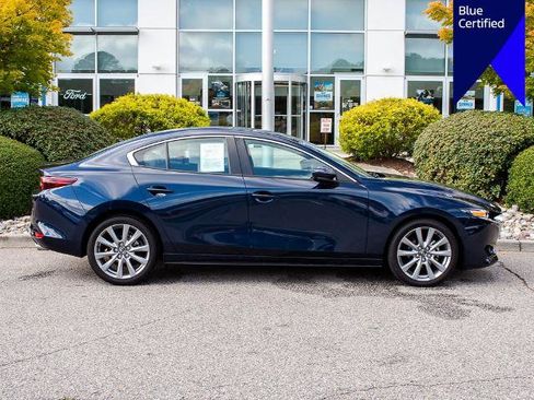 Used 2024 MAZDA MAZDA3 s FWD image 1