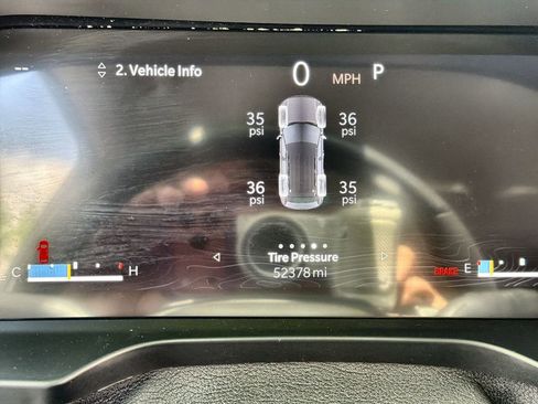 Used 2023 Jeep Grand Cherokee Limited w/ Trailer Tow Prep Group (B) image 10