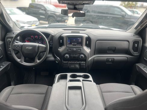 Used 2024 Chevrolet Silverado 1500 Custom Trail Boss w/ LPO, Dark Essentials Package image 25