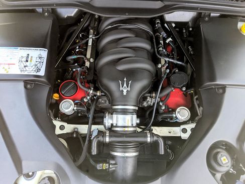 Used 2014 Maserati GranTurismo MC image 48