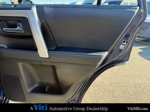 Used 2022 Toyota 4Runner SR5 Premium image 25