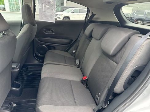 Used 2019 Honda HR-V EX image 28