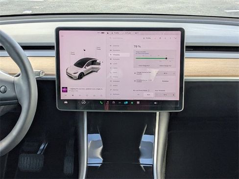 Used 2020 Tesla Model Y Performance image 17