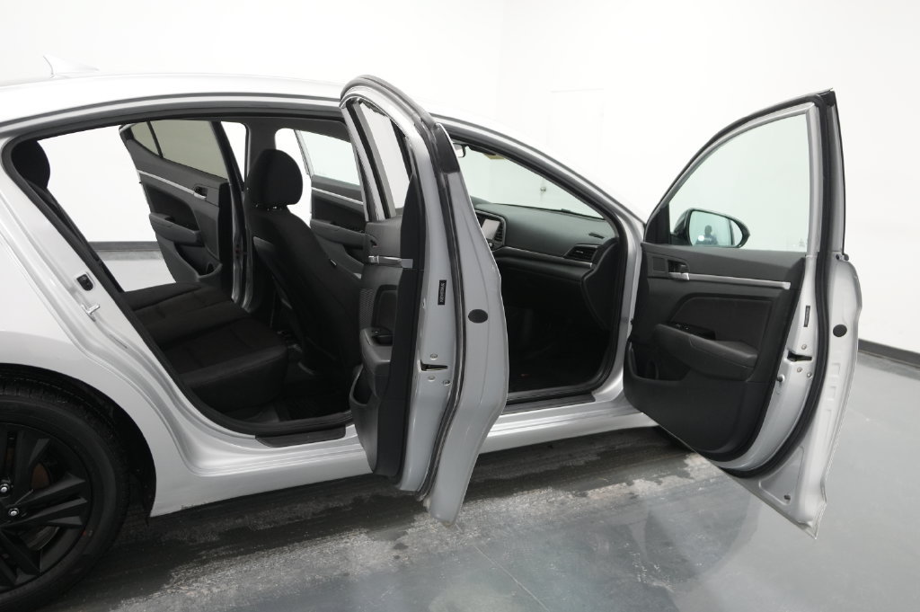 Used 2019 Hyundai Elantra SEL w/ Cargo Package FWD image 28