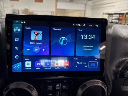 Used 2012 Jeep Wrangler Unlimited Sport AWD/4WD image 25