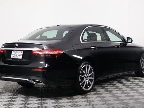 Used 2023 Mercedes-Benz E 350 Sedan image 4
