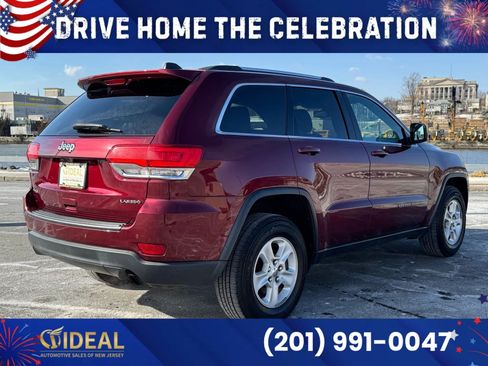 Used 2017 Jeep Grand Cherokee Laredo w/ Quick Order Package 23E AWD/4WD image 6