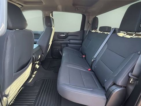 Certified 2023 Chevrolet Silverado 1500 Custom image 19