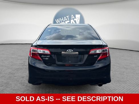 Used 2012 Toyota Camry SE FWD image 5