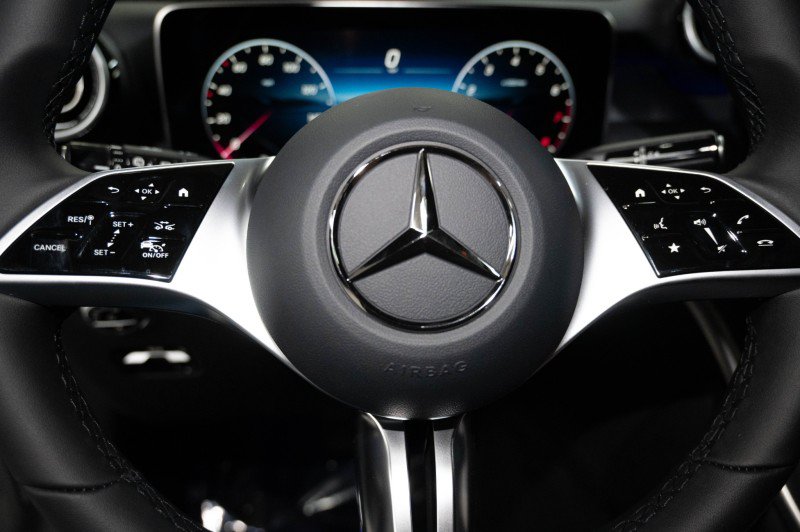 New 2027 Mercedes-Benz GLC 300 image 23
