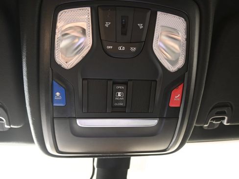 Used 2022 RAM 1500 Big Horn AWD/4WD image 34