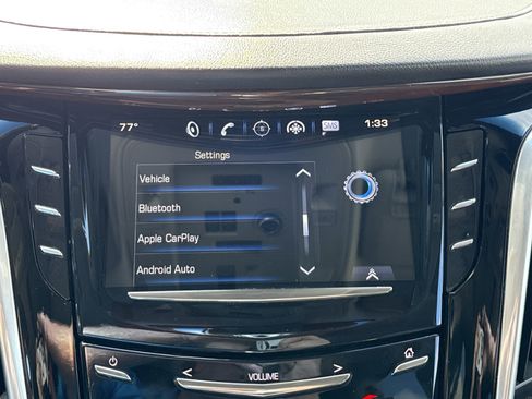 Used 2019 Cadillac Escalade ESV Luxury image 33