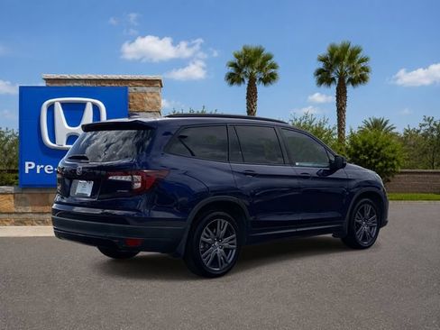 Certified 2022 Honda Pilot Sport image 5