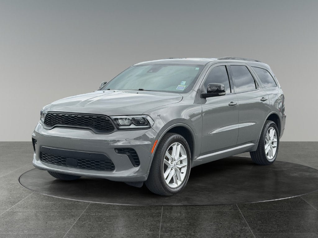 Used 2025 Dodge Durango GT AWD/4WD image 3