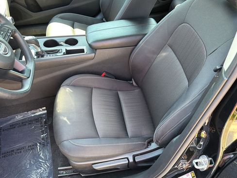 Used 2024 Nissan Altima 2.5 S FWD image 29