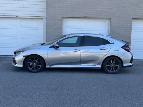 Used 2021 Honda Civic EX image 2