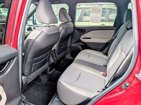 Used 2026 Subaru Forester Premium AWD/4WD image 7
