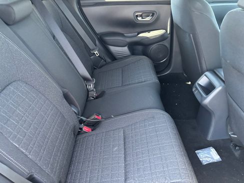 New 2026 Honda HR-V LX image 9