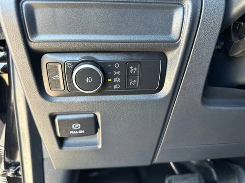 Used 2022 Ford F150 XLT w/ Equipment Group 301A Mid AWD/4WD image 13