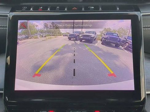 Certified 2023 Jeep Grand Cherokee Limited AWD/4WD image 25