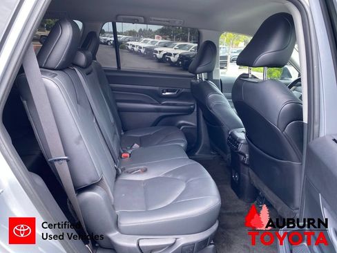 Certified 2024 Toyota Grand Highlander AWD image 20