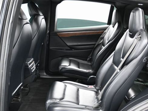 Used 2021 Tesla Model X Long Range image 41