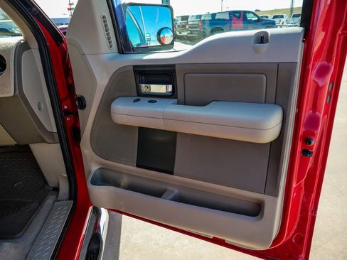 Used 2006 Ford F150 XLT image 17