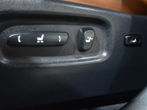 Used 2013 Lexus RX 450h AWD image 14