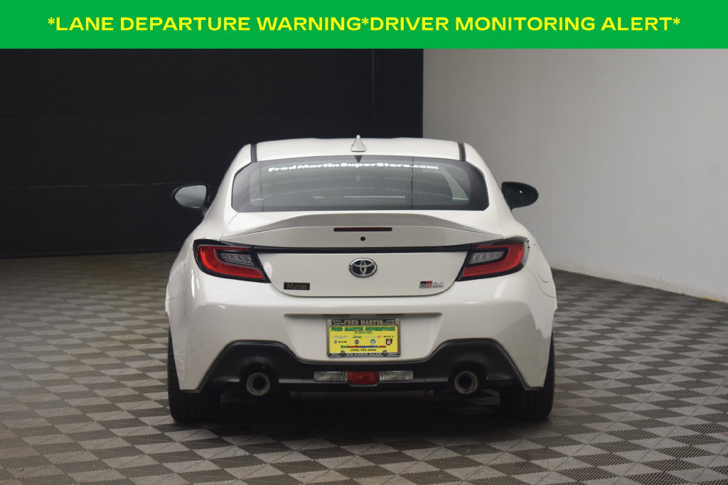 Used 2025 Toyota GR86 Premium w/ ALL Weather Mat Package (TMS) RWD image 6