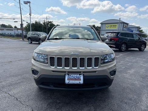 Used 2017 Jeep Compass High Altitude FWD image 9