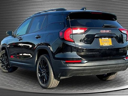 Used 2023 GMC Terrain SLE w/ Elevation Edition AWD/4WD image 4