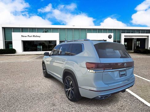 Used 2026 Volkswagen Atlas SEL Premium R-Line AWD/4WD image 6