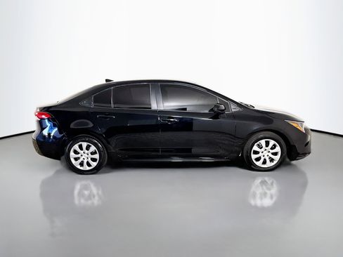 Used 2024 Toyota Corolla LE image 11