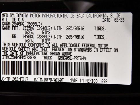 Used 2023 Toyota Tacoma TRD Off-Road w/ Advanced Technology Package AWD/4WD image 16