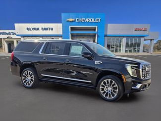 New 2026 GMC Yukon XL Denali w/ Denali Reserve Package RWD video 3