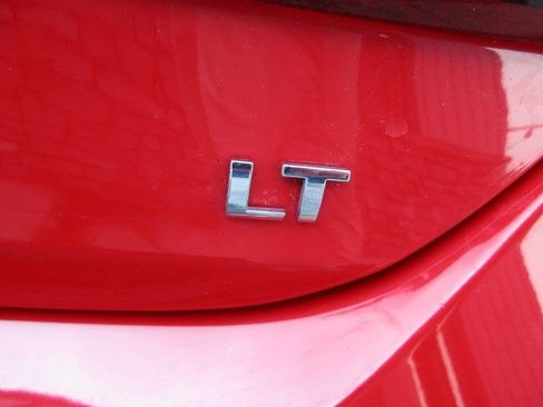 Used 2018 Chevrolet Cruze LT FWD image 10