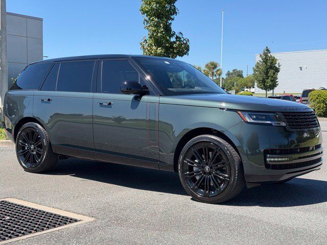 Used 2025 Land Rover Range Rover Long Wheelbase SE AWD/4WD image 14