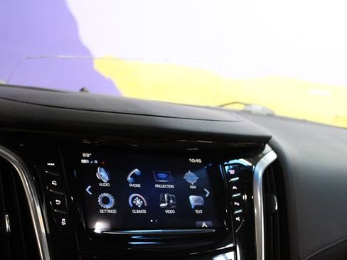 Used 2018 Cadillac Escalade Premium Luxury AWD/4WD image 18