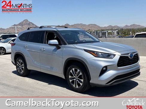 Used 2020 Toyota Highlander XLE FWD image 1