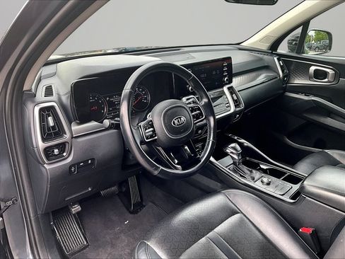 Used 2021 Kia Sorento S w/ Panoramic Sunroof Package FWD image 15